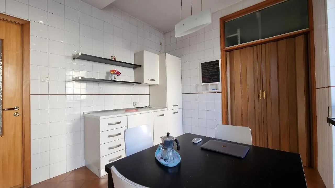 Apartamento Casa Omar al Vomero Nápoles