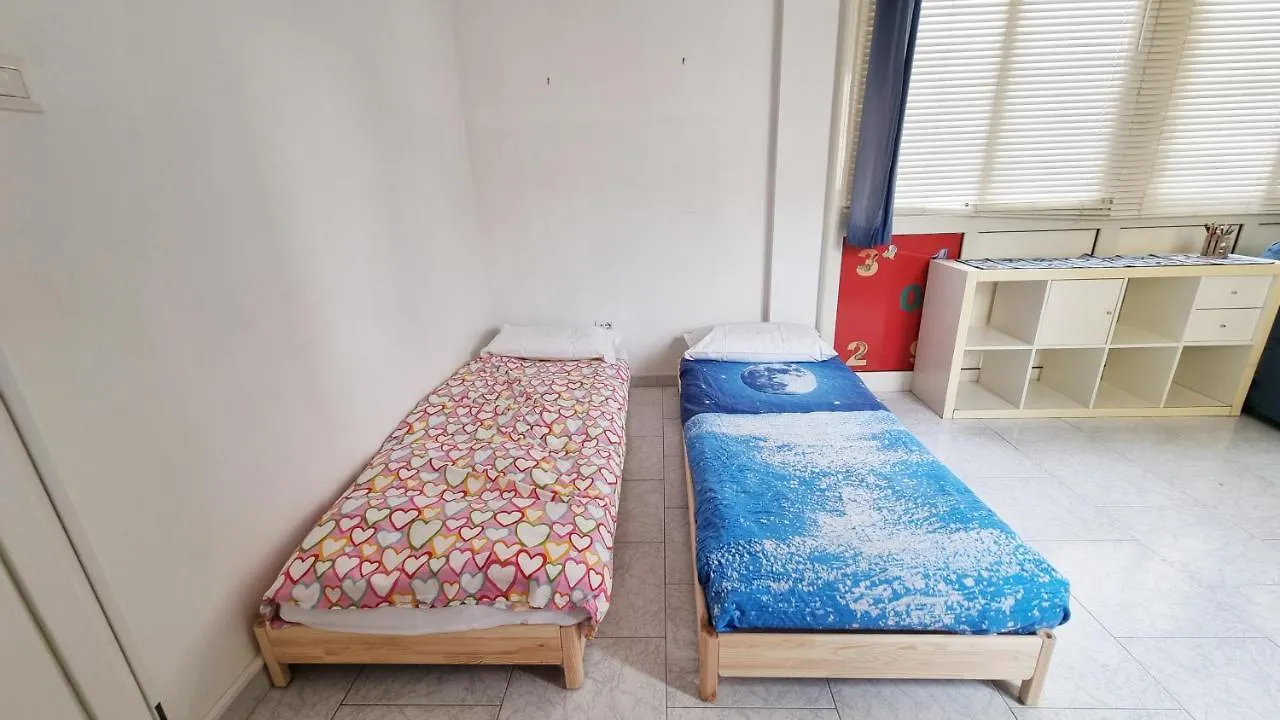 Casa Omar al Vomero Nápoles 0*,